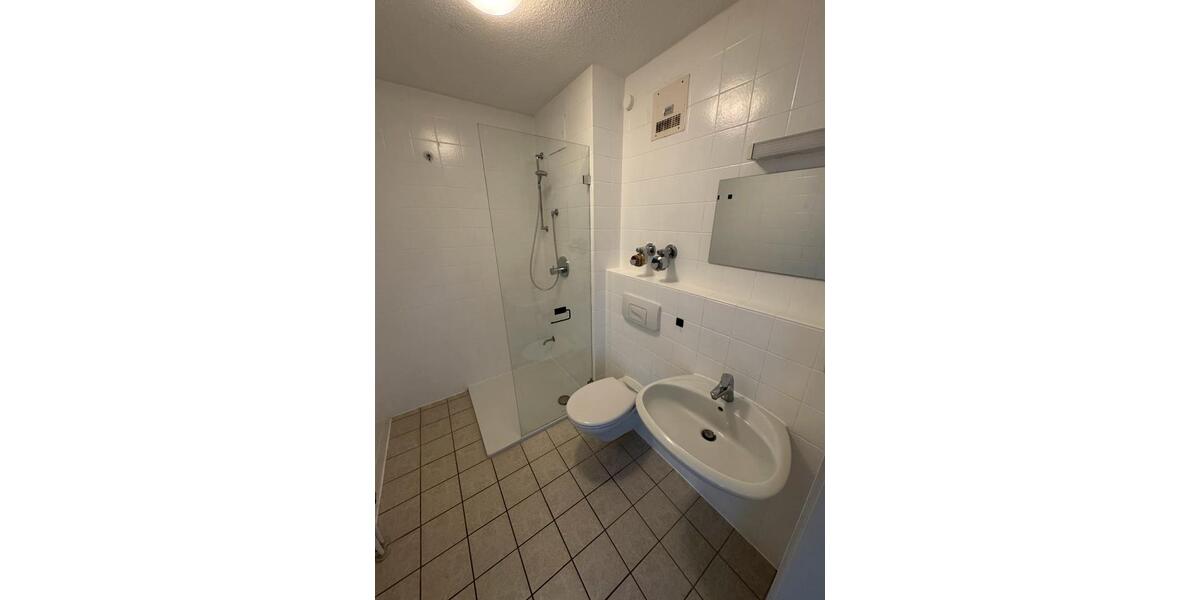 Dachgeschoßwohnung Pocking - 2 Zimmer, 42 m&sup2;, 117.230&euro; | Angebot:25886364