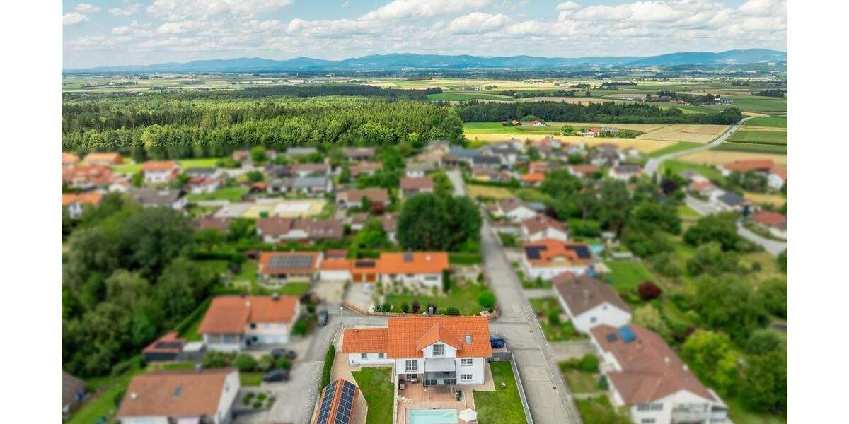 Mehrfamilienhaus, Wohnhaus Künzing Forsthart - 7 Zimmer, 343 m&sup2;, 945.000&euro; | Angebot:25679593