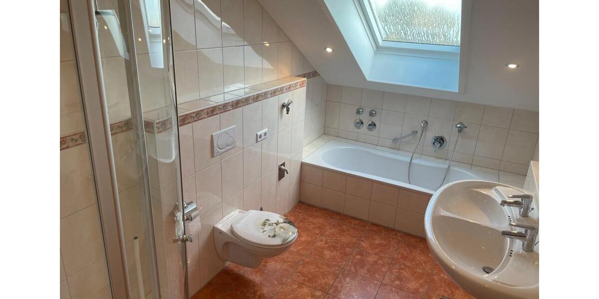 Dachgeschoßwohnung Passau Auerbach - 4 Zimmer, 85 m&sup2;, 700&euro; | Angebot:27622510