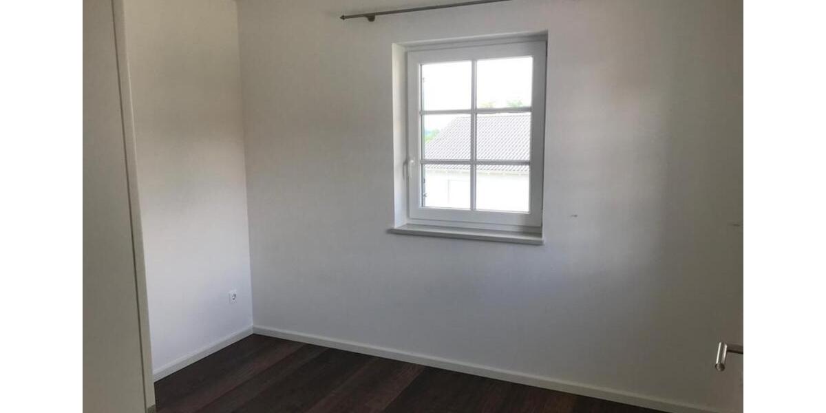 Etagenwohnung Ortenburg - 3 Zimmer, 104 m&sup2;, 850&euro; | Angebot:25941753