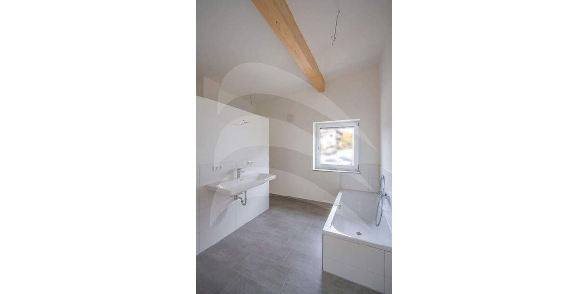 Einfamilienhaus Windorf - 7 Zimmer, 225 m&sup2;, 699.900&euro; | Angebot:25668421