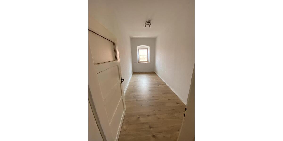 Etagenwohnung Wegscheid - 3 Zimmer, 120 m&sup2;, 1.100&euro; | Angebot:26674762