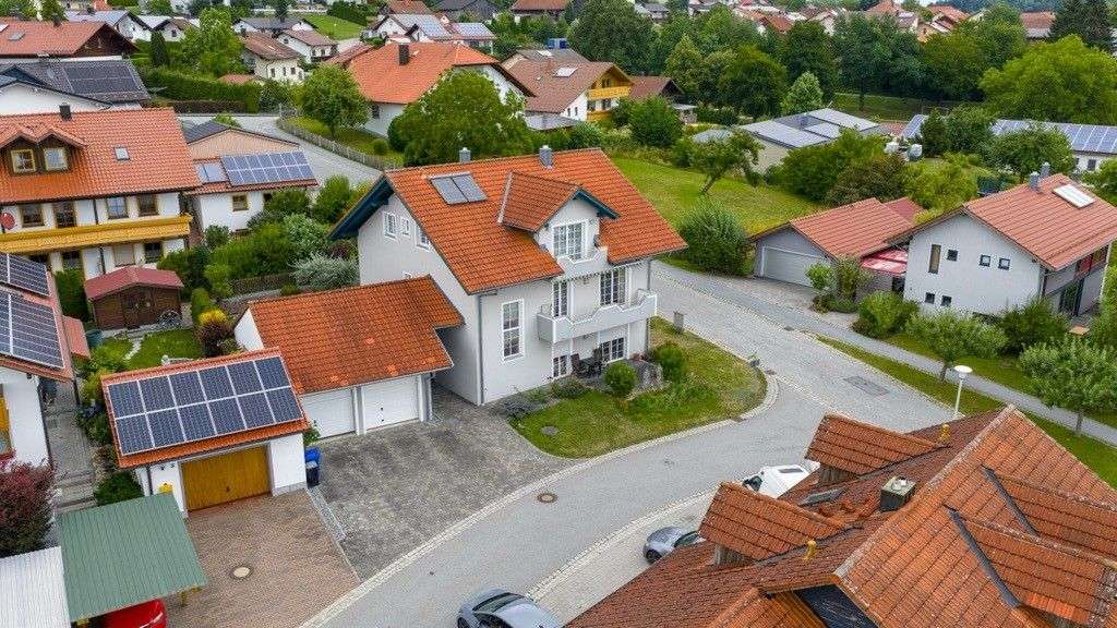 Einfamilienhaus Hofkirchen - 11 Zimmer, 213 m&sup2;, 499.000&euro; | Angebot:21794116
