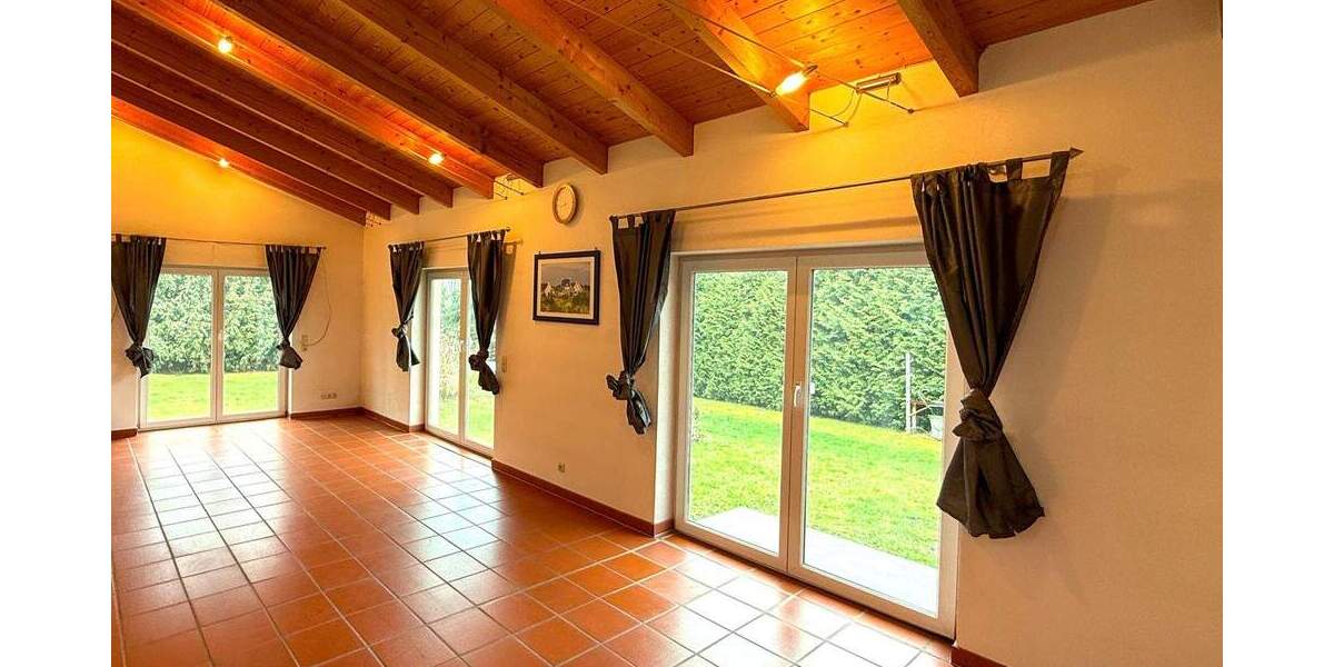 Einfamilienhaus Ortenburg Dorfbach - 5 Zimmer, 180 m&sup2;, 340.000&euro; | Angebot:25799582