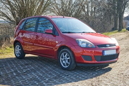 Ford Fiesta 160.704 km 2.100 &euro; Pocking 94060