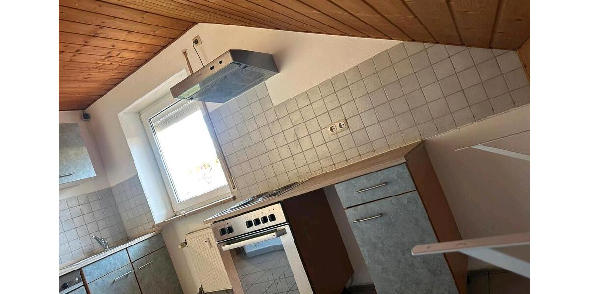 Dachgeschoßwohnung Künzing - 3 Zimmer, 73 m&sup2;, 570&euro; | Angebot:25907806