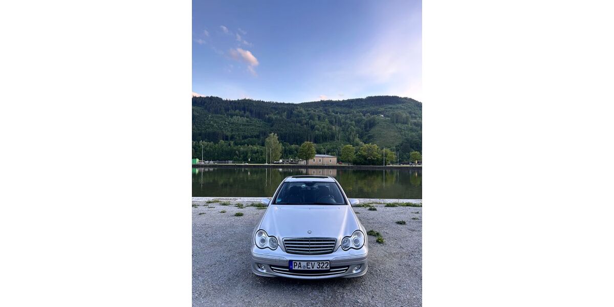 Mercedes-Benz C 280 182.000 km 8.000 &euro; Obernzell 94130