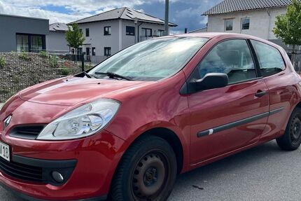 Renault Clio 173.000 km 1.650 &euro; Pocking 94060