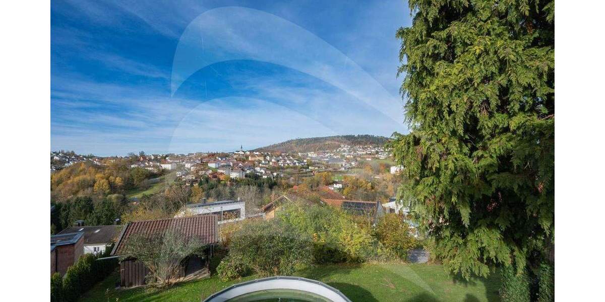 Mehrfamilienhaus, Wohnhaus Hauzenberg - 9 Zimmer, 350 m&sup2;, 748.000&euro; | Angebot:25730943