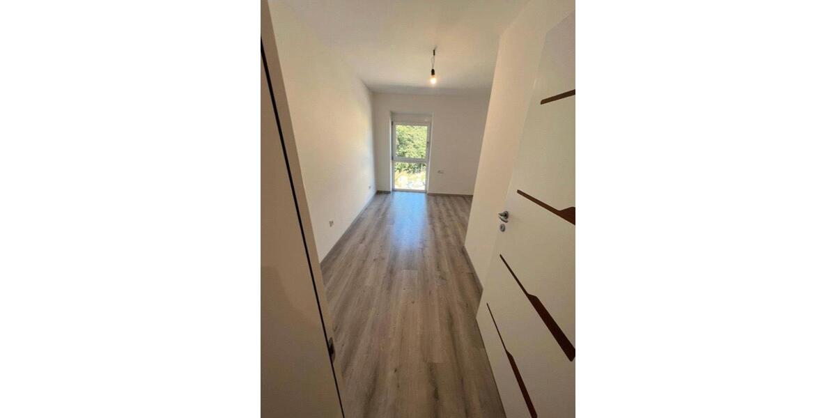 Etagenwohnung Kirchham - 4 Zimmer, 83 m&sup2;, 950&euro; | Angebot:26047318