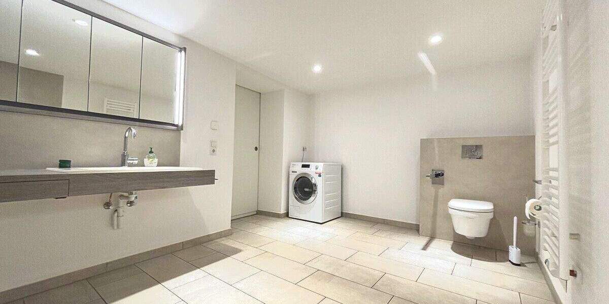 Einfamilienhaus Vilshofen a. d. Donau Vilshofen - 8 Zimmer, 194 m&sup2;, 349.000&euro; | Angebot:25661356