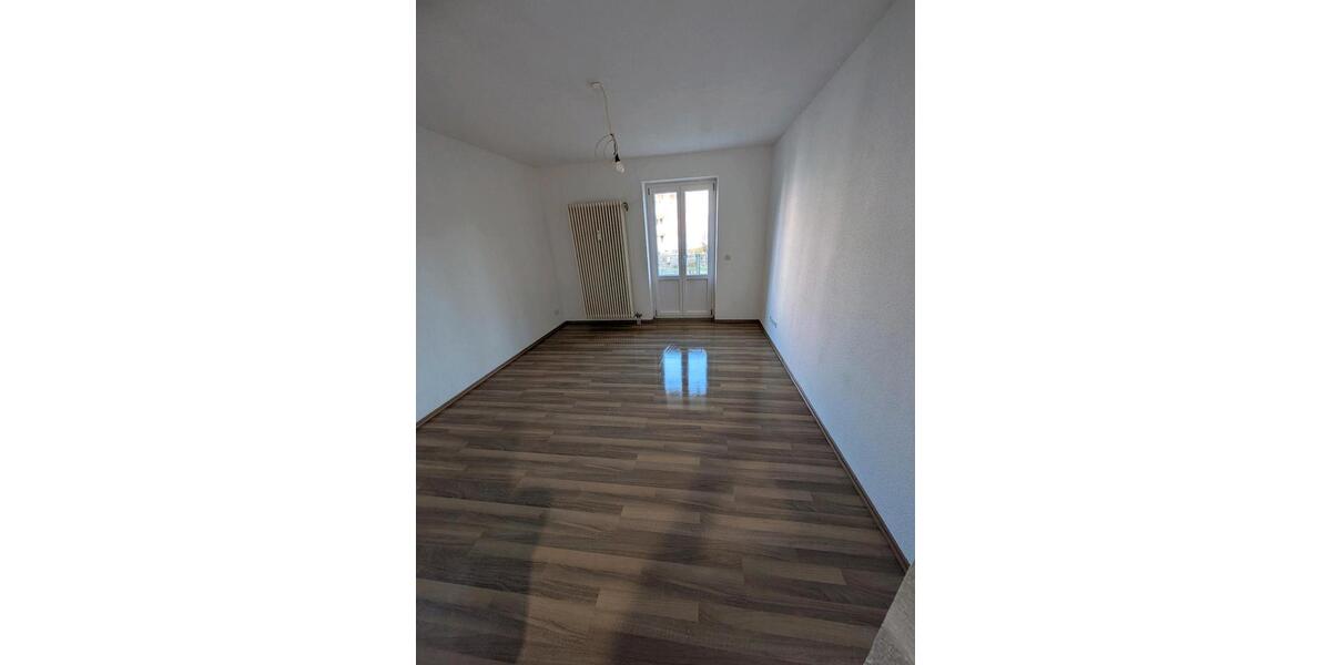 Etagenwohnung Passau Maierhof - 1 Zimmer, 21 m&sup2;, 295&euro; | Angebot:25907850