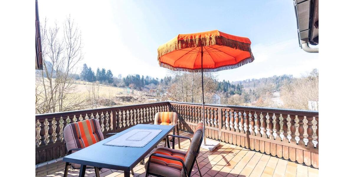 Mehrfamilienhaus, Wohnhaus Hutthurm - 12 Zimmer, 240 m&sup2;, 359.000&euro; | Angebot:26061868