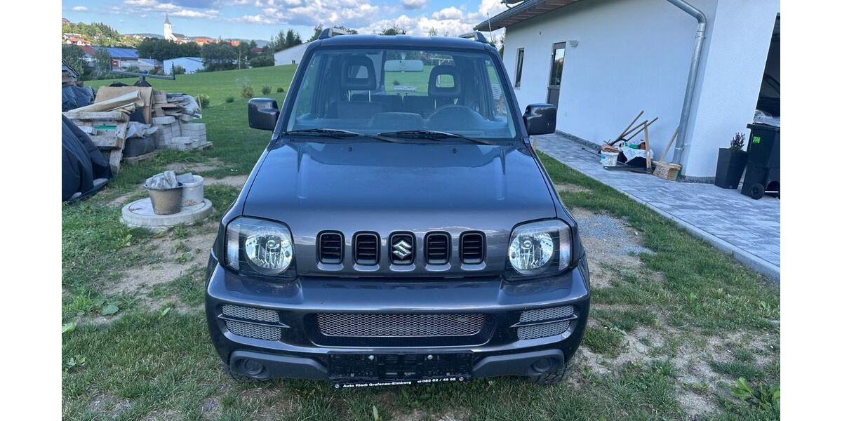 Suzuki Jimny 200.000 km 3.900 &euro; Salzweg 94121