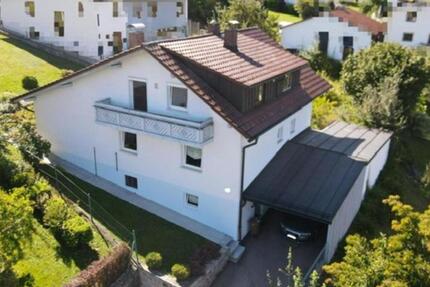 Haus Hauzenberg - 8 Zimmer, 156 m&sup2;, 365.000&euro; | Angebot:24370595