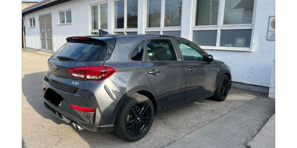 Hyundai i30 60.000 km 16.000 &euro; Bad Birnbach 84364