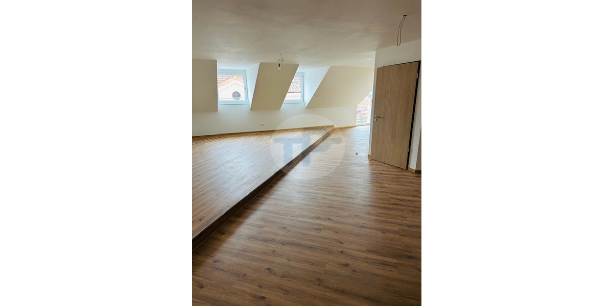 Etagenwohnung Hauzenberg - 2 Zimmer, 104 m&sup2;, 469.000&euro; | Angebot:25745717