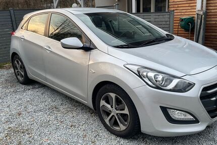 Hyundai i30 89.000 km 9.400 &euro; Passau 94034