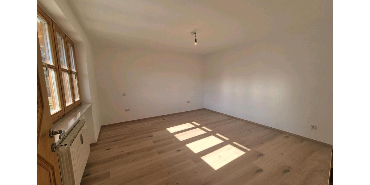 Etagenwohnung Neuburg am Inn - 2 Zimmer, 67 m&sup2;, 800&euro; | Angebot:25395583