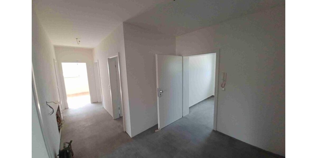 Etagenwohnung Vilshofen an der Donau - 4 Zimmer, 120 m&sup2;, 990&euro; | Angebot:25977251