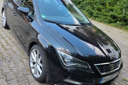 Seat Leon 127.503 km 13.900 &euro; Passau 94034