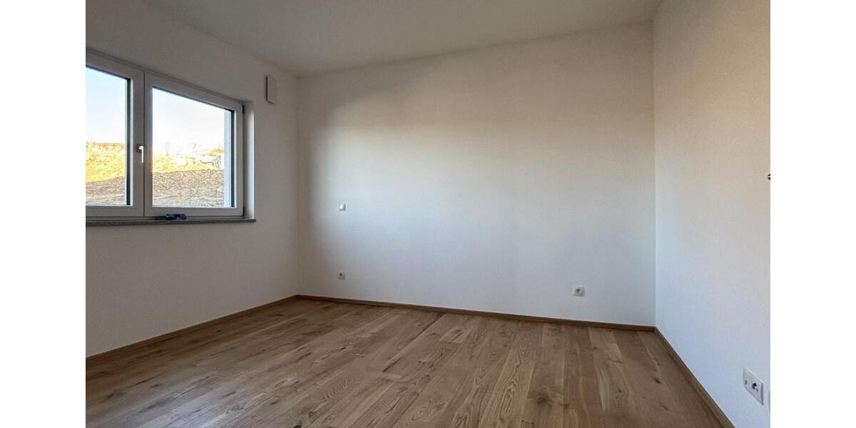 Erdgeschoßwohnung Büchlberg - 3 Zimmer, 83 m&sup2;, 1.000&euro; | Angebot:24419392