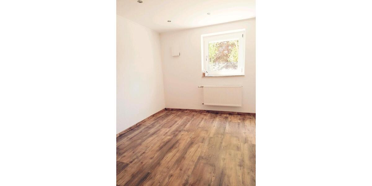 Etagenwohnung Freyung - 3 Zimmer, 90 m&sup2;, 720&euro; | Angebot:25298448