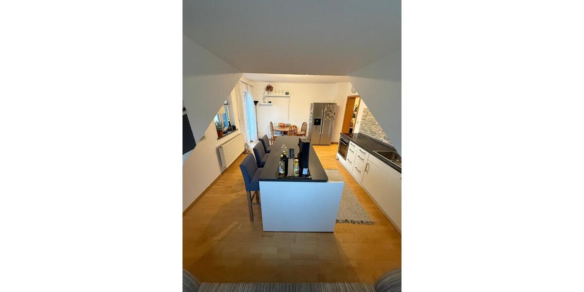 Dachgeschoßwohnung Waldkirchen - 3 Zimmer, 90 m&sup2;, 780&euro; | Angebot:25137740