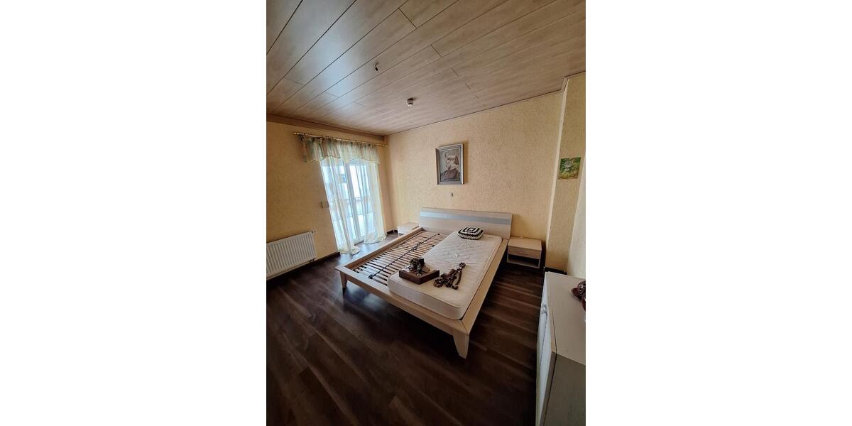 Etagenwohnung Eging am See - 4 Zimmer, 120 m&sup2;, 840&euro; | Angebot:25546052