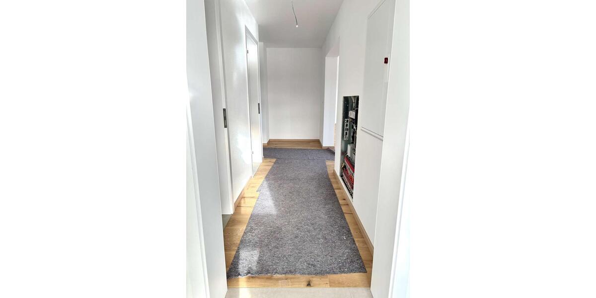 Etagenwohnung Passau Maierhof - 4 Zimmer, 124 m&sup2;, 1.635&euro; | Angebot:26003979