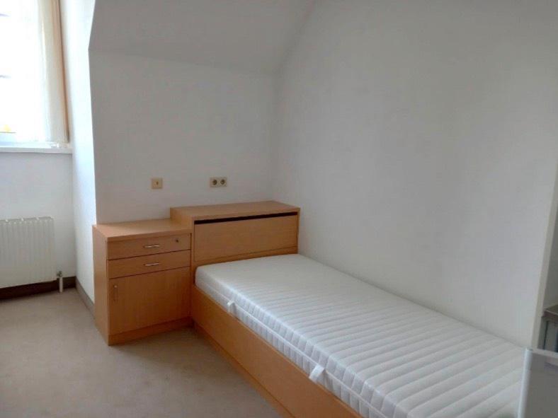 Dachgeschoßwohnung Passau Mühltal - 1 Zimmer, 18 m&sup2;, 315&euro; | Angebot:26000189