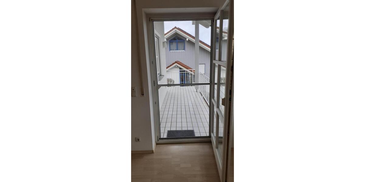 Etagenwohnung Rotthalmünster - 3 Zimmer, 101 m&sup2;, 820&euro; | Angebot:24893410