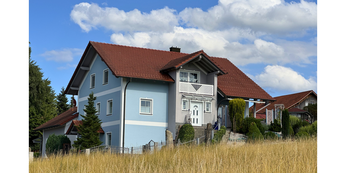 Einfamilienhaus Künzing - 11 Zimmer, 334 m&sup2;, 549.000&euro; | Angebot:25356350