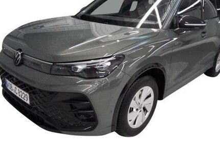 VW Tiguan 29.888 km 46.960 &euro; Passau 94032