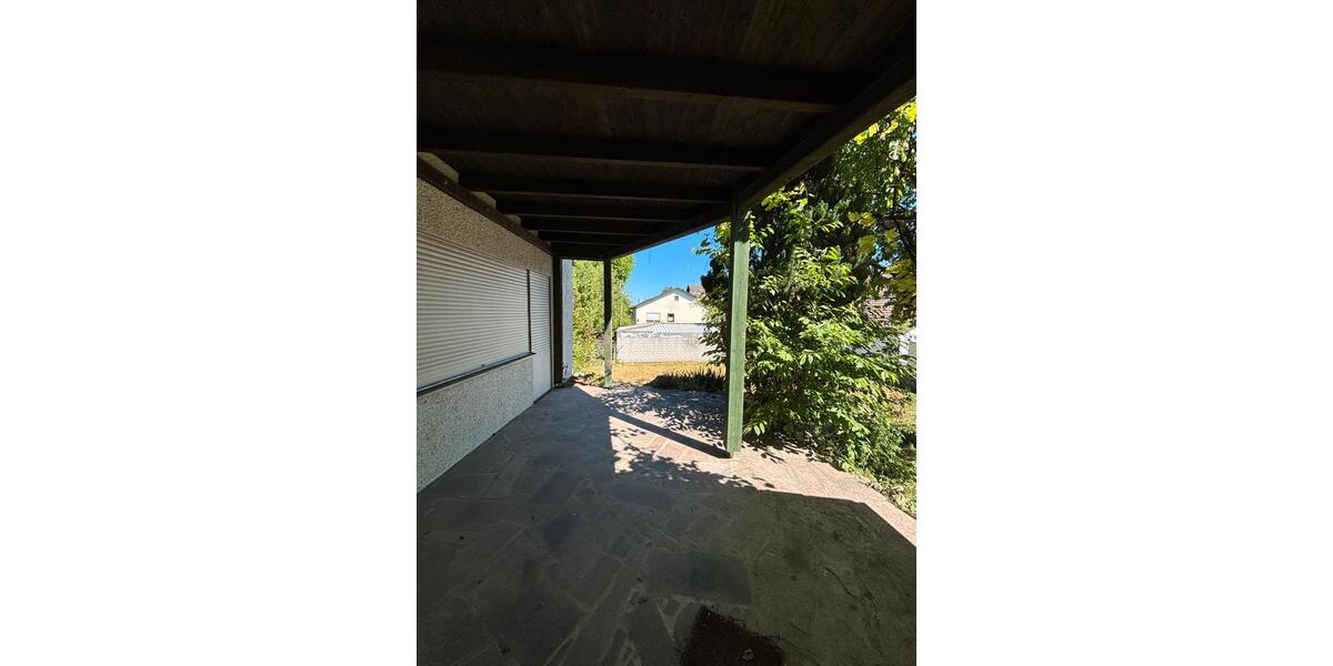Einfamilienhaus Künzing - 8 Zimmer, 220 m&sup2;, 259.000&euro; | Angebot:26772176