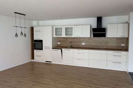 Wohnung Tiefenbach Unterjacking - 2 Zimmer, 82 m&sup2;, 925&euro; | Angebot:27288392