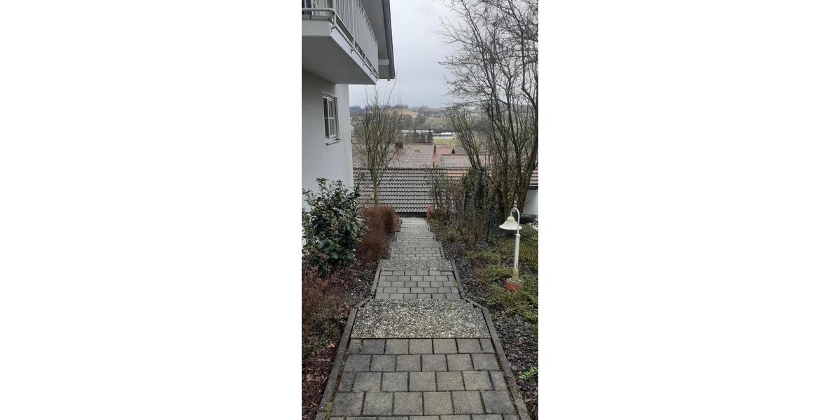 Etagenwohnung Rotthalmünster - 3 Zimmer, 101 m&sup2;, 820&euro; | Angebot:24893410