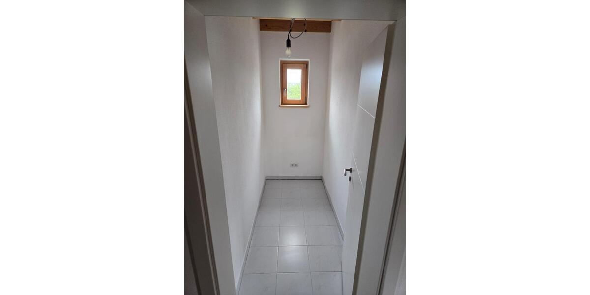 Etagenwohnung Salzweg - 3 Zimmer, 1.500&euro; | Angebot:23384042