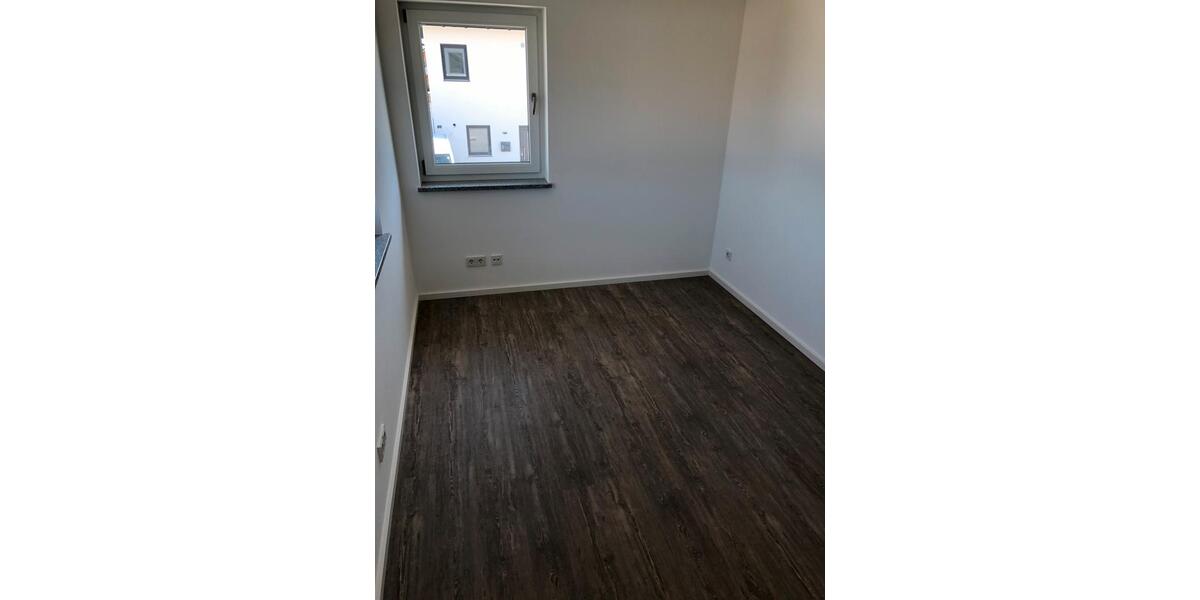 Doppelhaushälfte Tiefenbach - 4 Zimmer, 130 m&sup2;, 1.380&euro; | Angebot:26533082