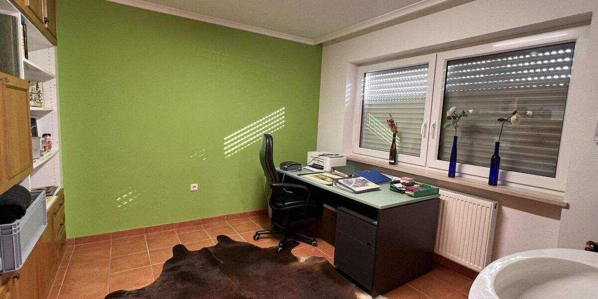 Mehrfamilienhaus, Wohnhaus Bad Füssing Würding - 7 Zimmer, 180 m&sup2;, 850.000&euro; | Angebot:25776956