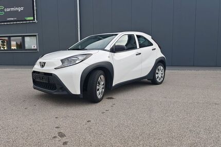 Toyota Aygo (X) 66.400 km 9.900 &euro; Pocking 94060