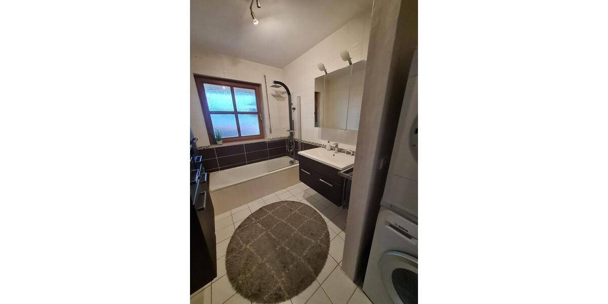 Erdgeschoßwohnung Passau Maierhof - 3 Zimmer, 93 m&sup2;, 975&euro; | Angebot:25304937