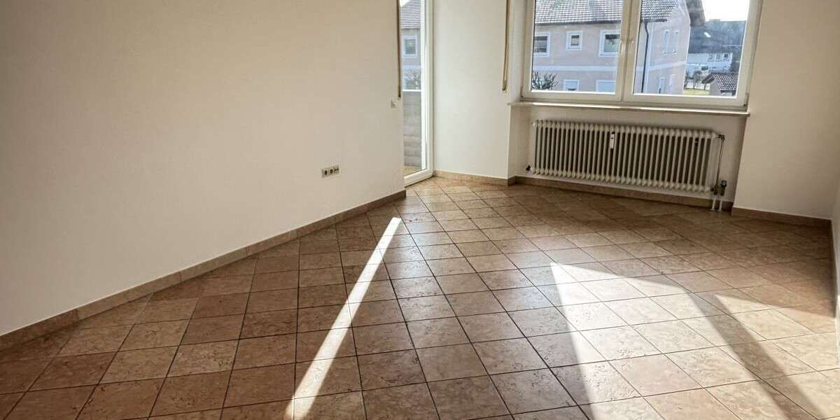 Etagenwohnung Kirchham - 3 Zimmer, 74 m&sup2;, 197.000&euro; | Angebot:25331196