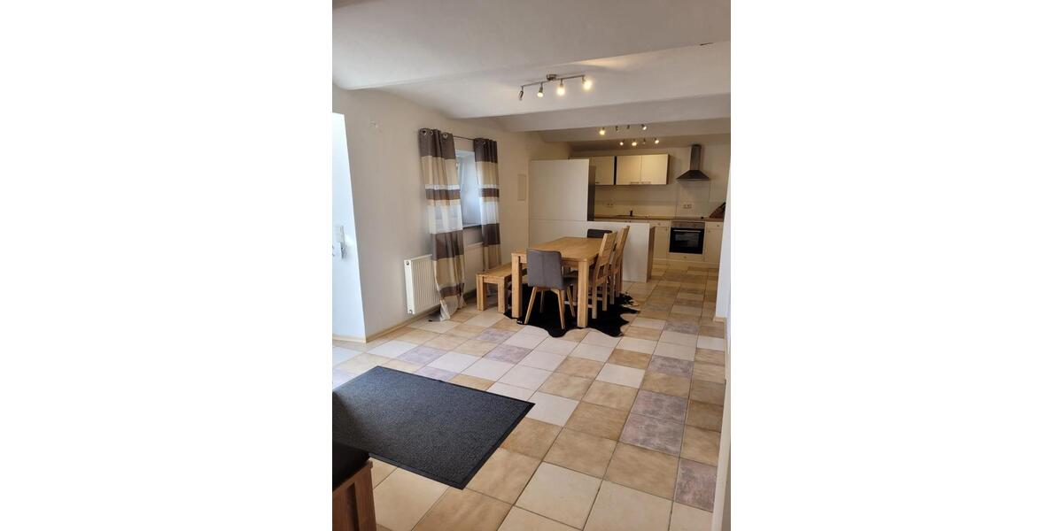 Erdgeschoßwohnung Bayerbach - 2 Zimmer, 80 m&sup2;, 730&euro; | Angebot:25639226