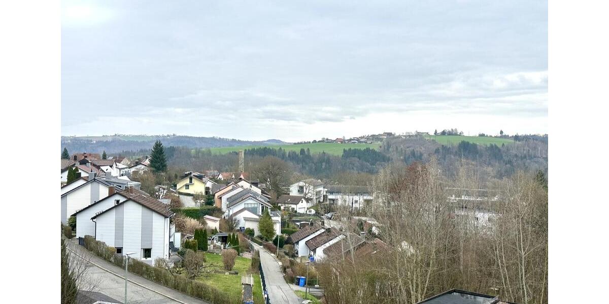 Dachgeschoßwohnung Passau Maierhof - 4 Zimmer, 85 m&sup2;, 850&euro; | Angebot:25652547