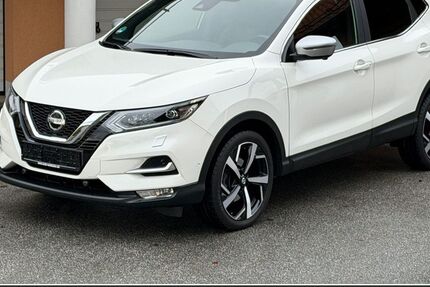 Nissan Qashqai 68.616 km 17.900 &euro; Tiefenbach 94113