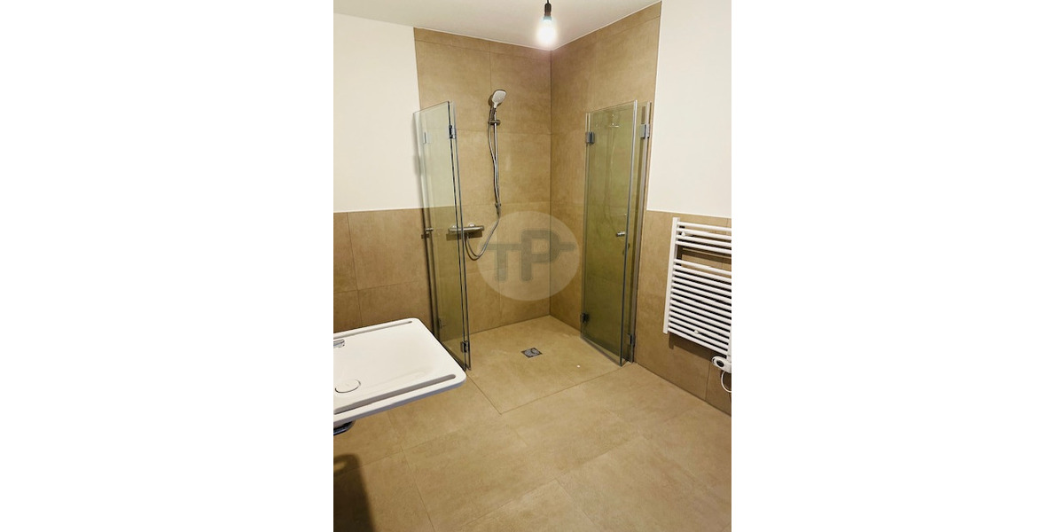 Etagenwohnung Hauzenberg - 2 Zimmer, 104 m&sup2;, 469.000&euro; | Angebot:25745717