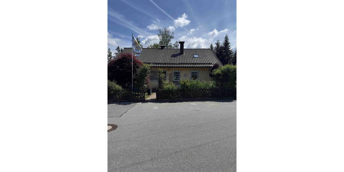 Etagenwohnung Salzweg - 3 Zimmer, 88 m&sup2;, 650&euro; | Angebot:26695138