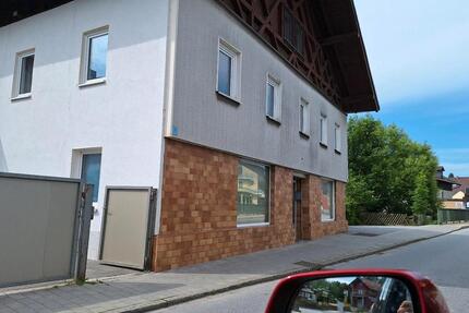 Wohnung Schöllnach - 1 Zimmer, 95 m&sup2;, 480&euro; | Angebot:24983497