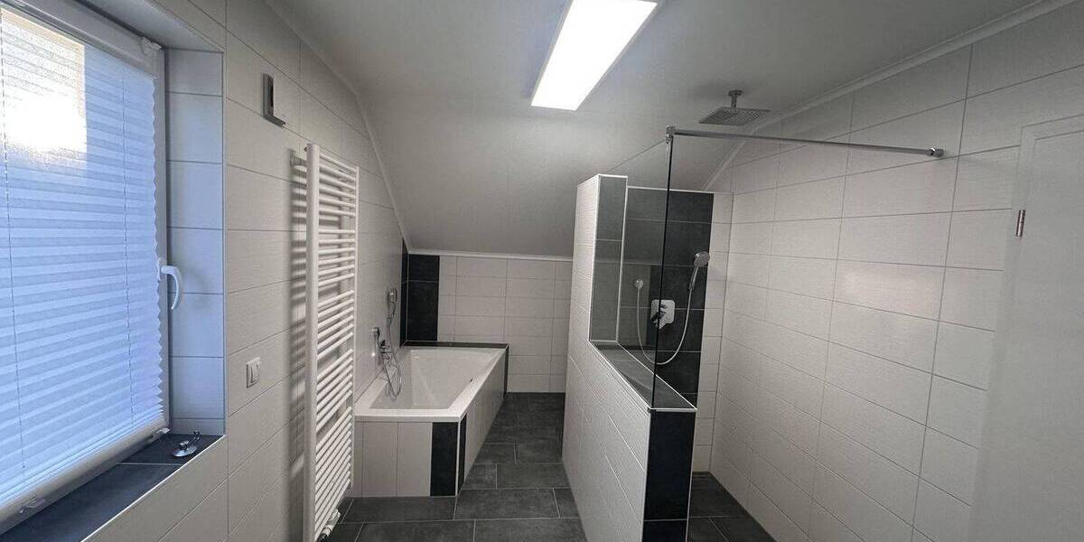 Einfamilienhaus Fürstenstein - 6 Zimmer, 152 m&sup2;, 589.000&euro; | Angebot:25713707